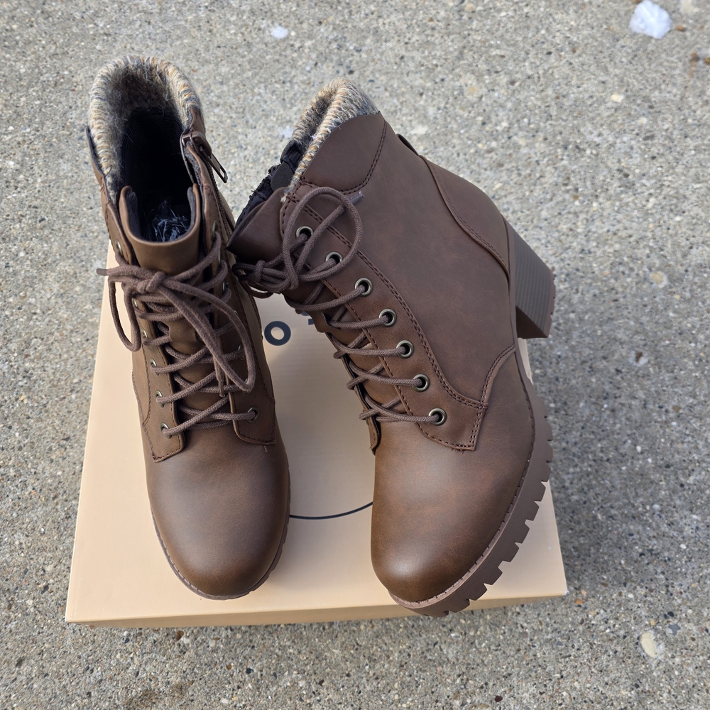 SODA Brown Lace-Up Ankle Boots  Women Size  7.5